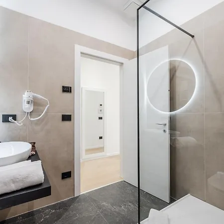 Juliet's Window Апартаменты *