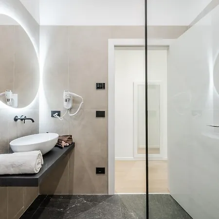 Juliet's Window 아파트 *